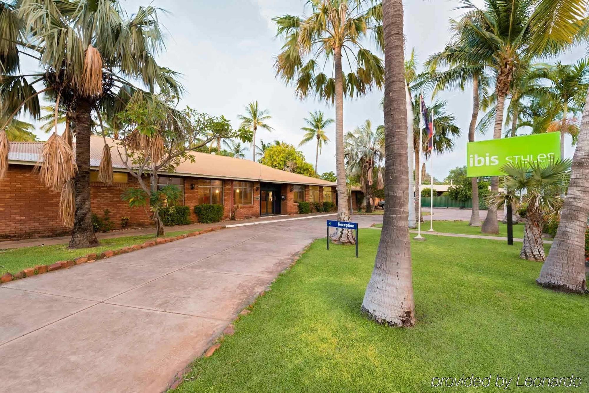 Hotel The Cambridge Kununurra Exterior foto